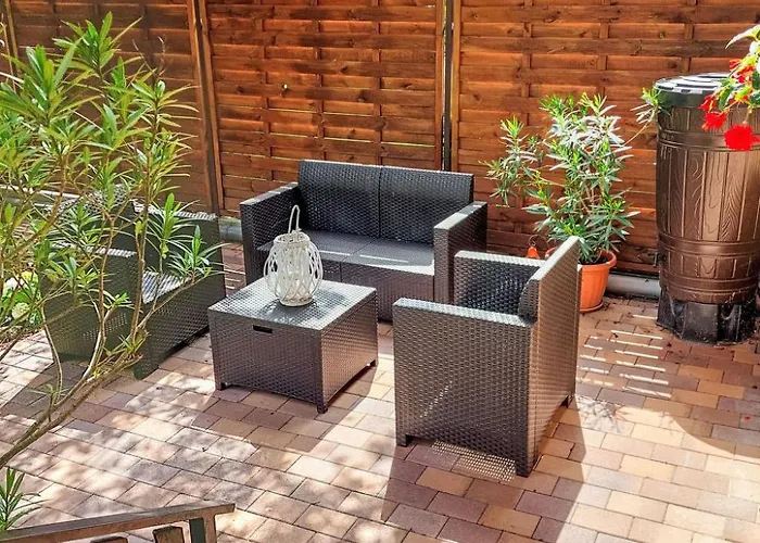 Kaiser By Interhome Balatonfenyves